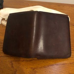Hand-made single piece Horween leather billfold